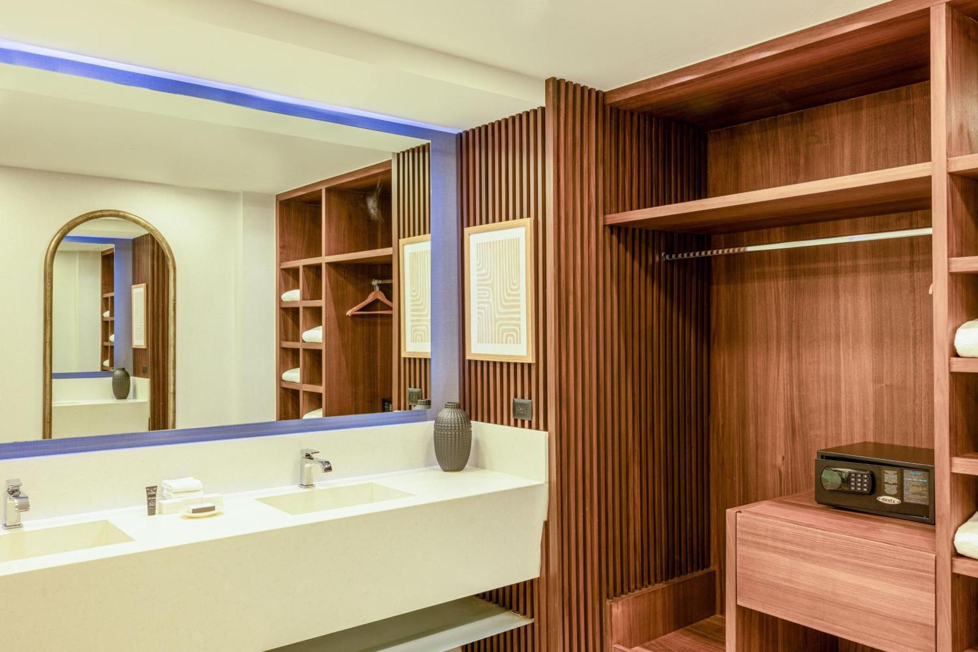 Hotel Gran Expo Guadalajara By Hnf 5*